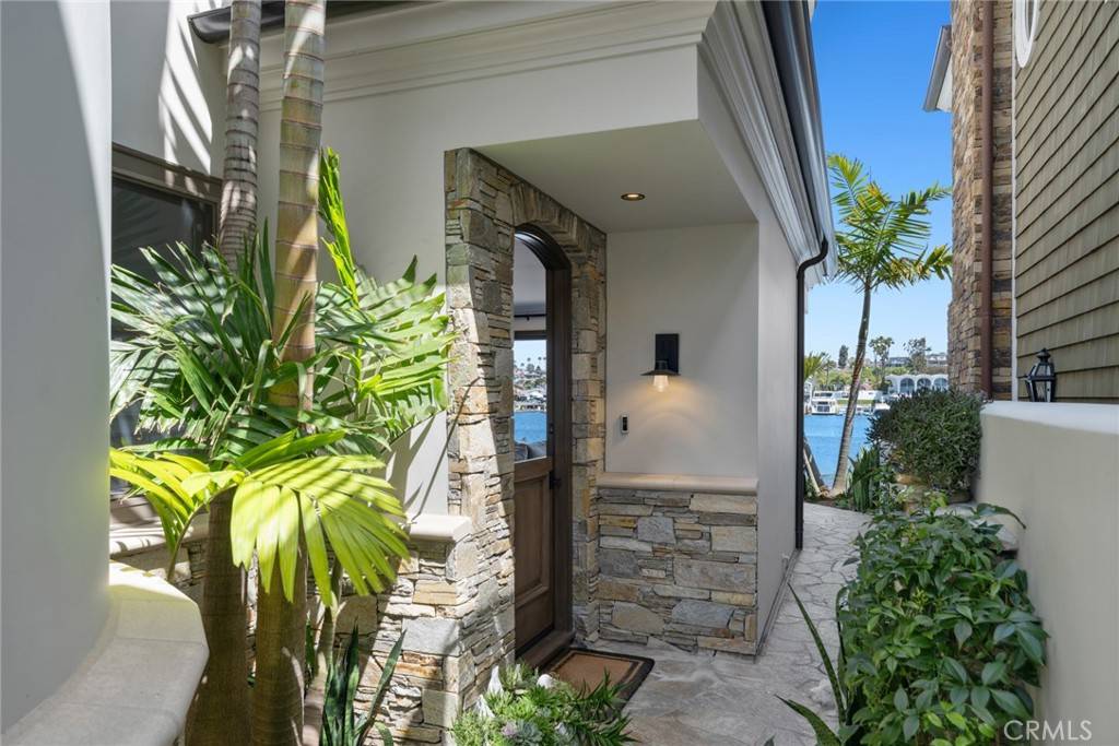 Newport Beach, CA 92663,118 Via Lido Nord
