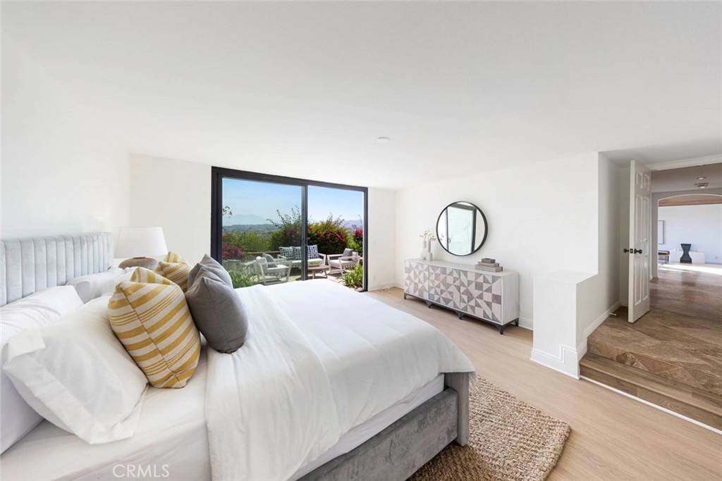Newport Beach, CA 92660,24 Coventry