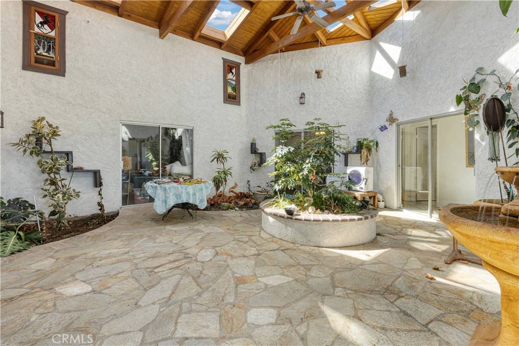 Mentone, CA 92359,11485 Crafton