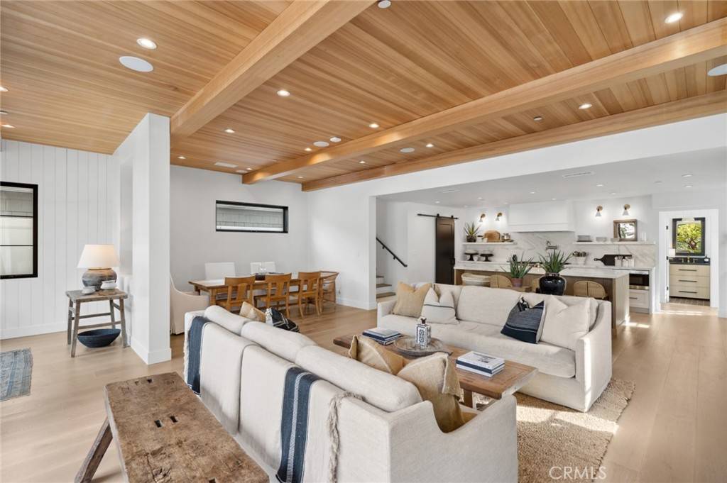 Newport Beach, CA 92661,2045 E Ocean BLVD