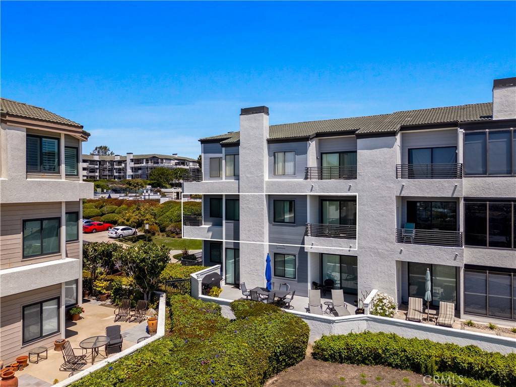 Newport Beach, CA 92663,230 Lille LN #214