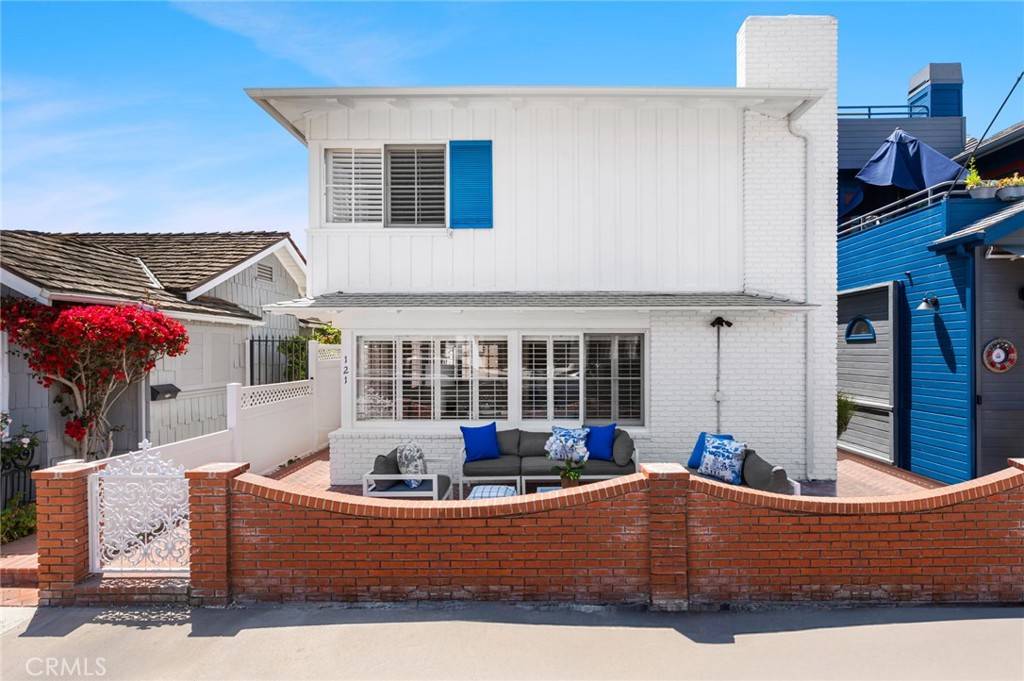 Newport Beach, CA 92662,121 Onyx AVE