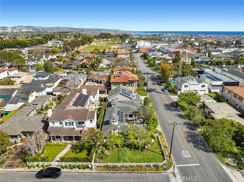 Newport Beach, CA 92663,400 Aliso AVE
