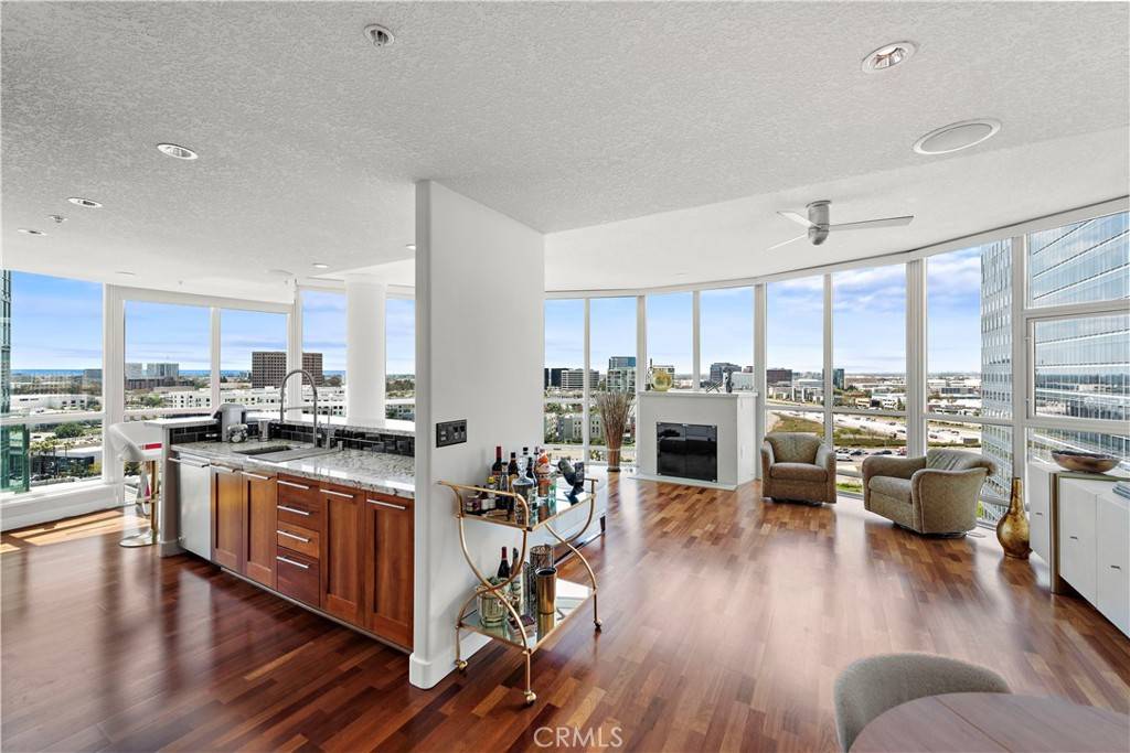 Irvine, CA 92612,3141 Michelson DR #1607