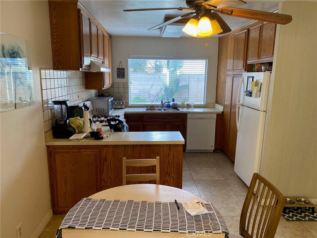 Tustin, CA 92780,1962 Ren Cir