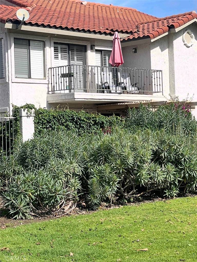 Rancho Santa Margarita, CA 92688,25 Palmera