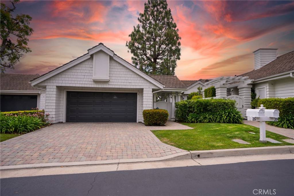 Newport Beach, CA 92660,35 Northampton CT #118