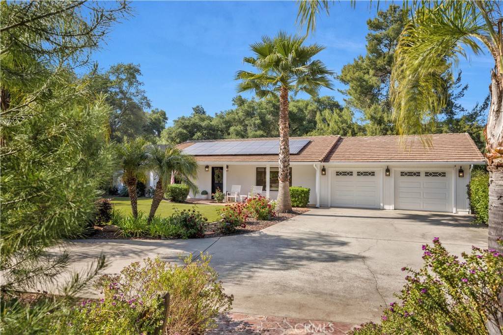 Escondido, CA 92026,10136 Rancho Roble RD