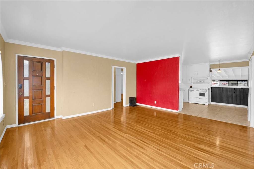 Los Alamitos, CA 90720,4662 Howard AVE