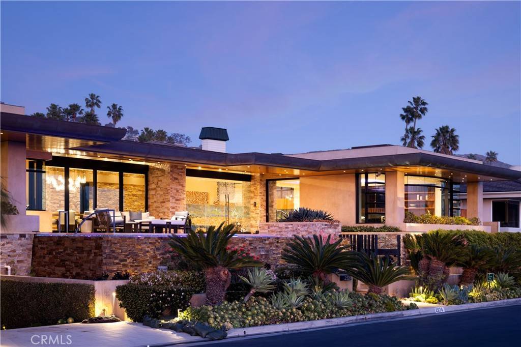 Laguna Beach, CA 92651,2526 Riviera DR