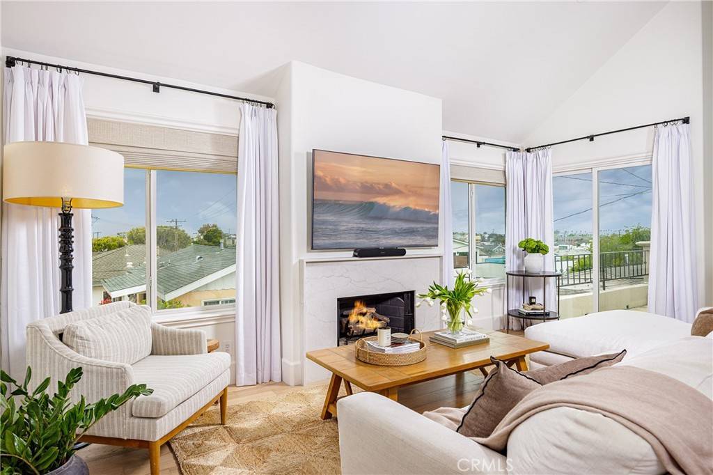 Corona Del Mar, CA 92625,423 1/2 Poppy AVE
