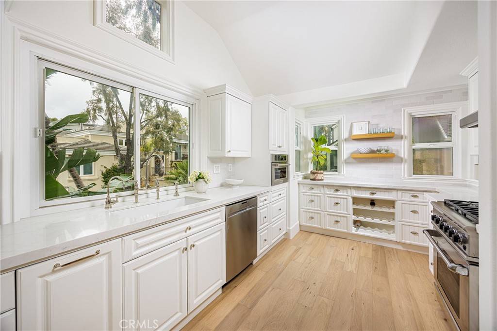 Corona Del Mar, CA 92625,423 1/2 Poppy AVE