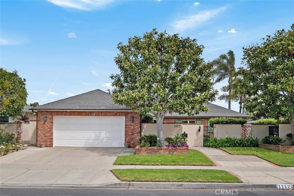 Newport Beach, CA 92660,1112 Pembroke LN
