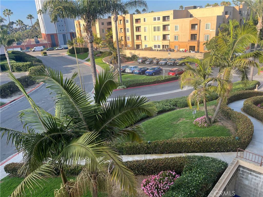 San Diego, CA 92122,8889 Caminito Plaza Centro #7304