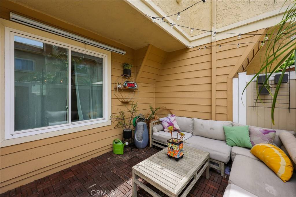 Costa Mesa, CA 92627,290 Victoria ST #19