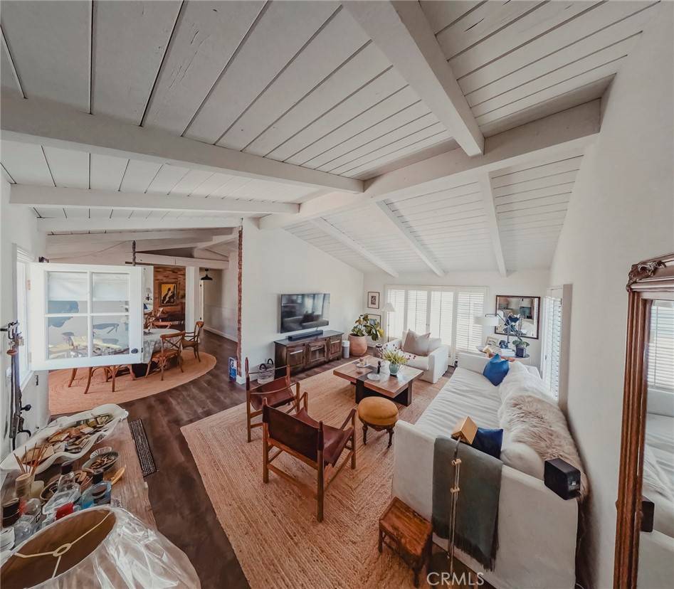 Corona Del Mar, CA 92625,514 Iris AVE