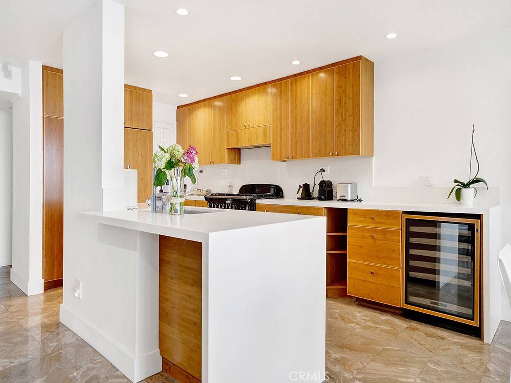Laguna Beach, CA 92651,1585 S Coast #23