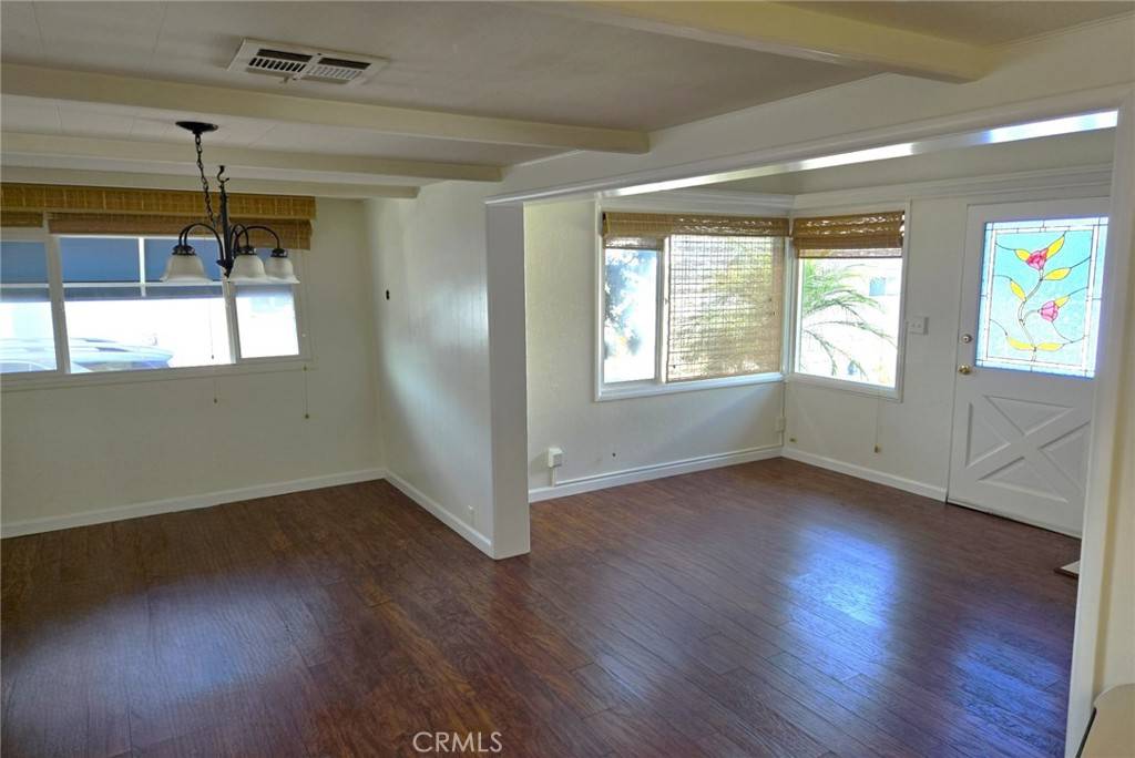 Newport Beach, CA 92660,50 Saratoga