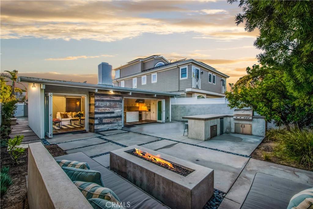 Newport Beach, CA 92663,4820 River AVE