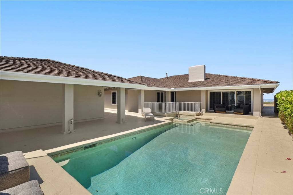 Corona Del Mar, CA 92625,31 Carmel Bay DR