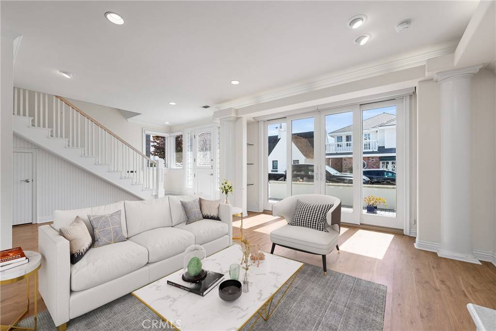 Newport Beach, CA 92662,327 Amethyst AVE