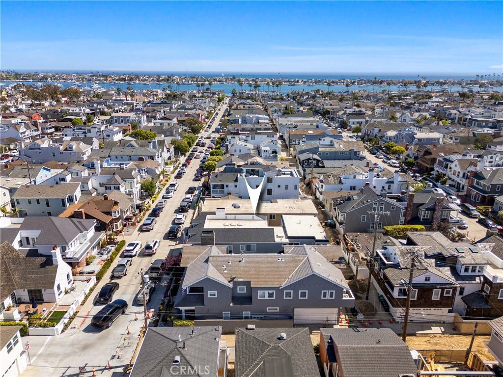 Newport Beach, CA 92662,327 Amethyst AVE