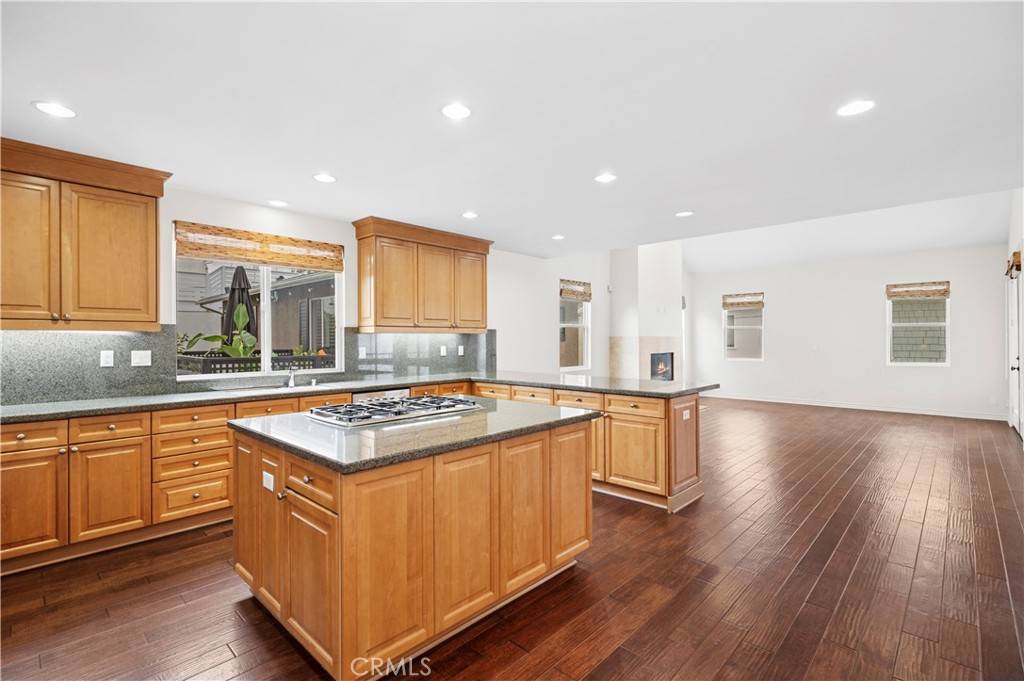 Corona Del Mar, CA 92625,314 1/2 Larkspur AVE