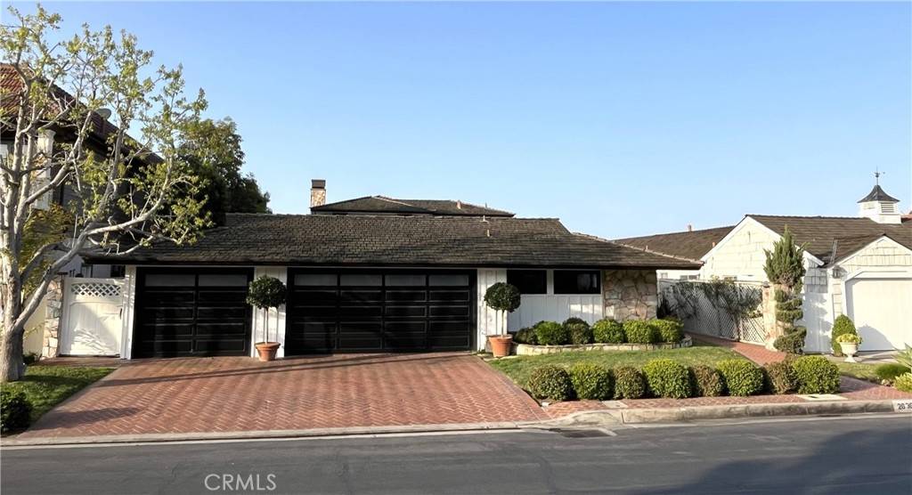Newport Beach, CA 92663,2636 Bayshore DR