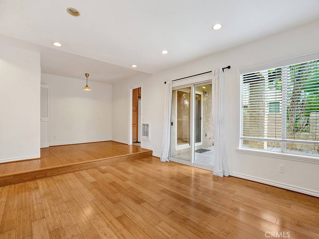 Huntington Beach, CA 92649,16879 Bluewater LN #25