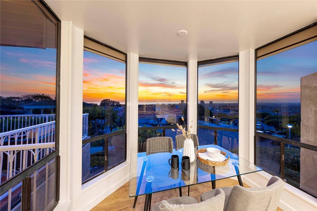 Newport Beach, CA 92660,11 Montpellier #22