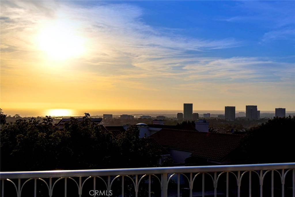 Newport Beach, CA 92660,11 Montpellier #22
