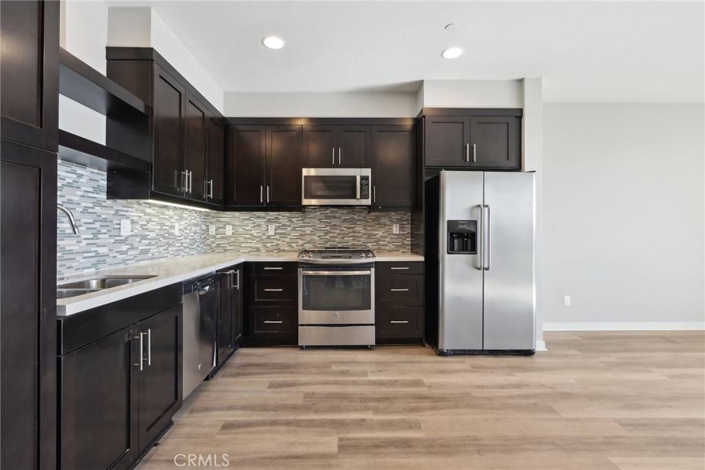 Costa Mesa, CA 92627,639 Channel WAY