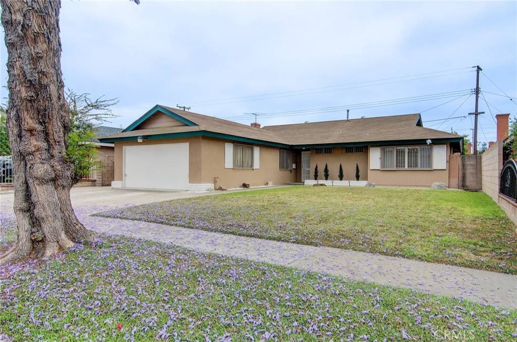 Santa Ana, CA 92704,1924 W Secrest WAY