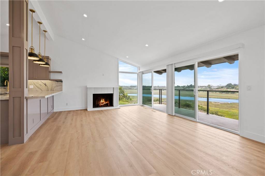 Newport Beach, CA 92660,2635 Vista Ornada