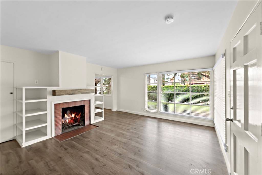 Corona Del Mar, CA 92625,610 Marguerite AVE #C