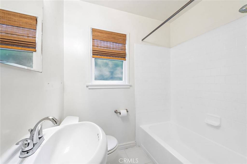 Corona Del Mar, CA 92625,614 Marguerite AVE #A