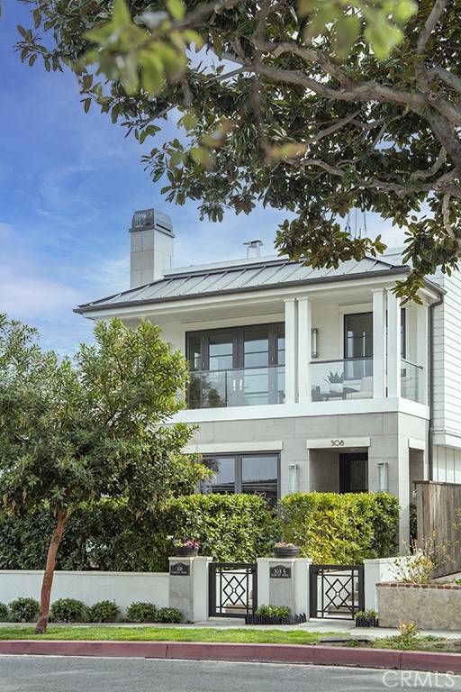 Corona Del Mar, CA 92625,308 1/2 Fernleaf AVE