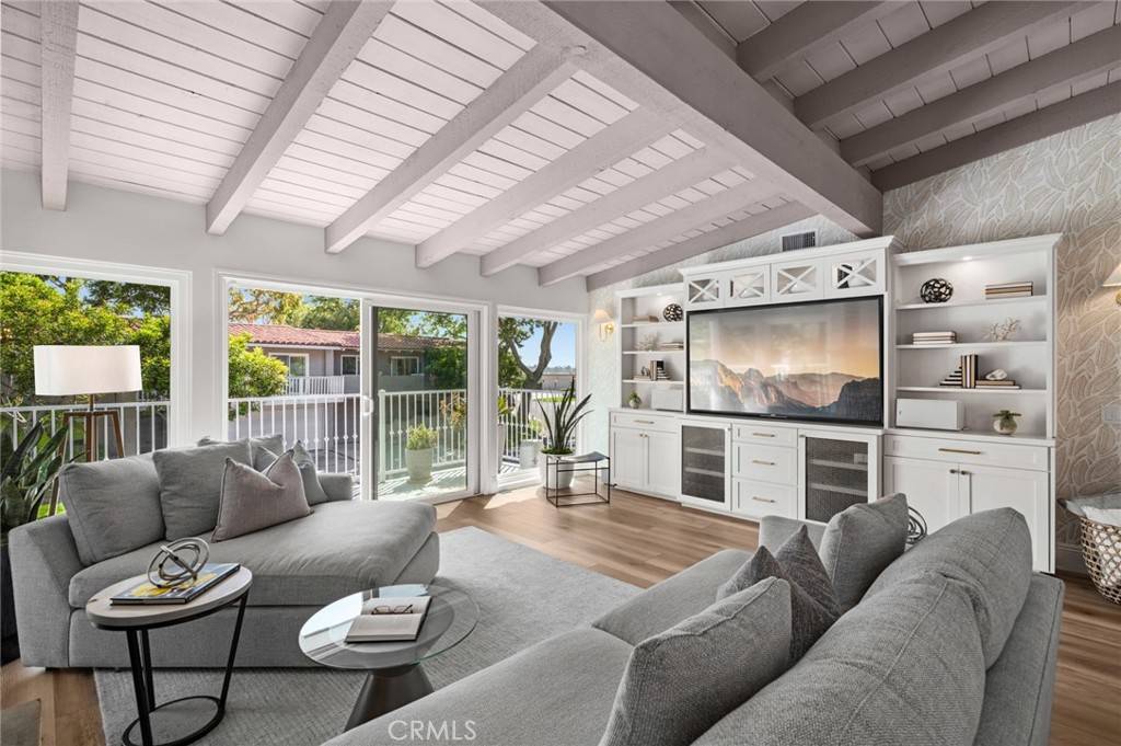Newport Beach, CA 92660,362 Vista Madera