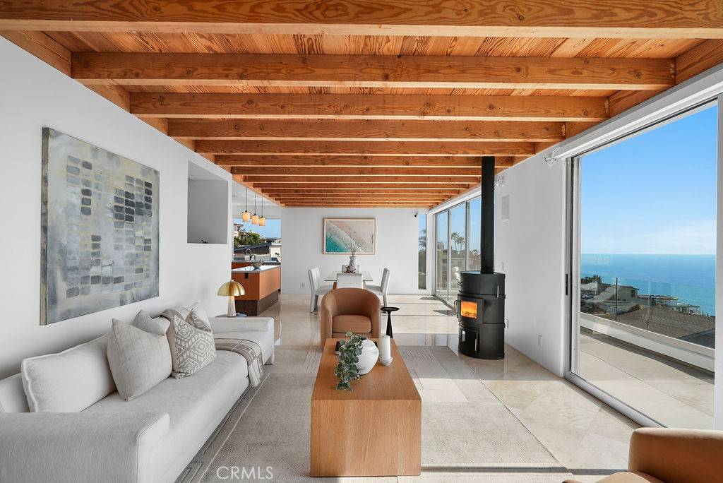 Laguna Beach, CA 92651,1119 Katella ST