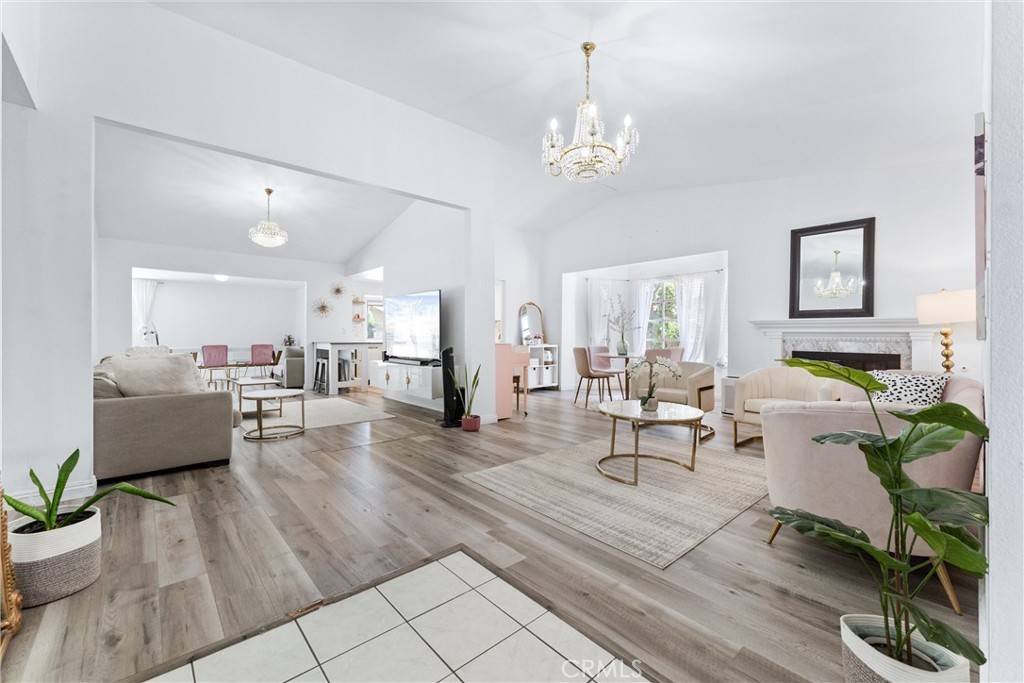 Lake Forest, CA 92630,24162 Fordview