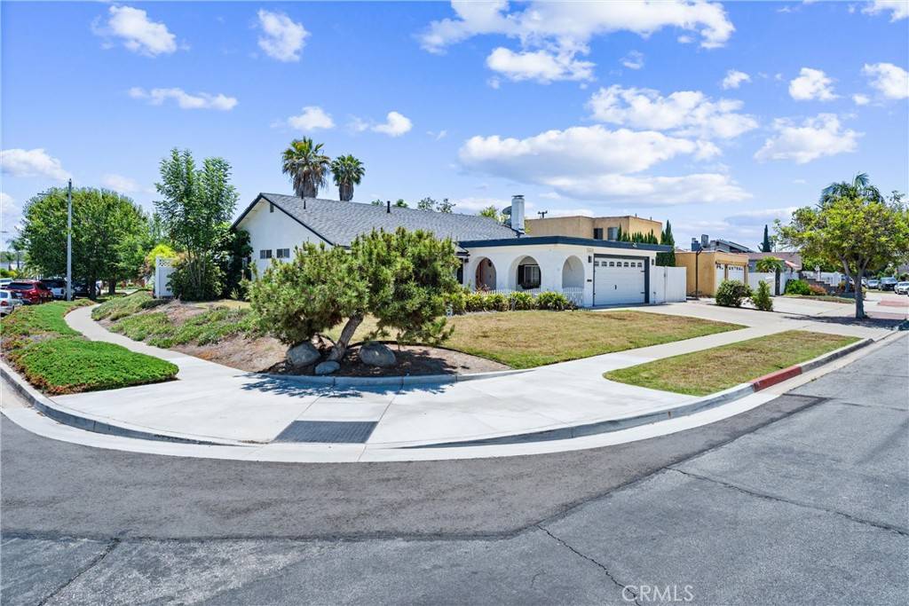 Lake Forest, CA 92630,24162 Fordview