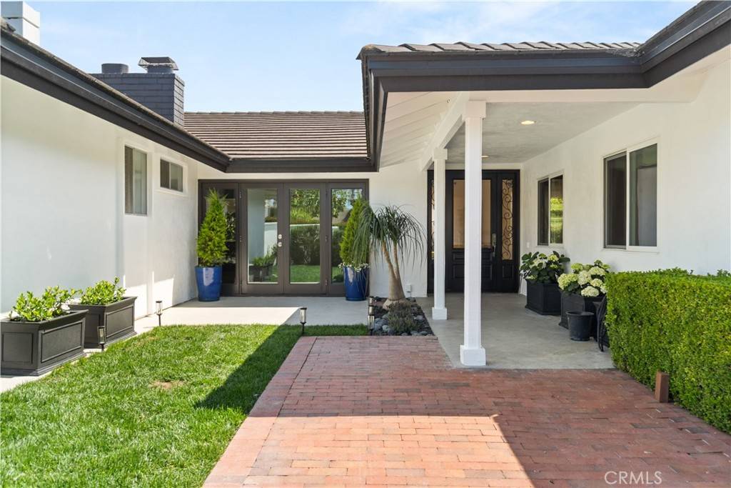 Corona Del Mar, CA 92625,1520 Sandcastle DR