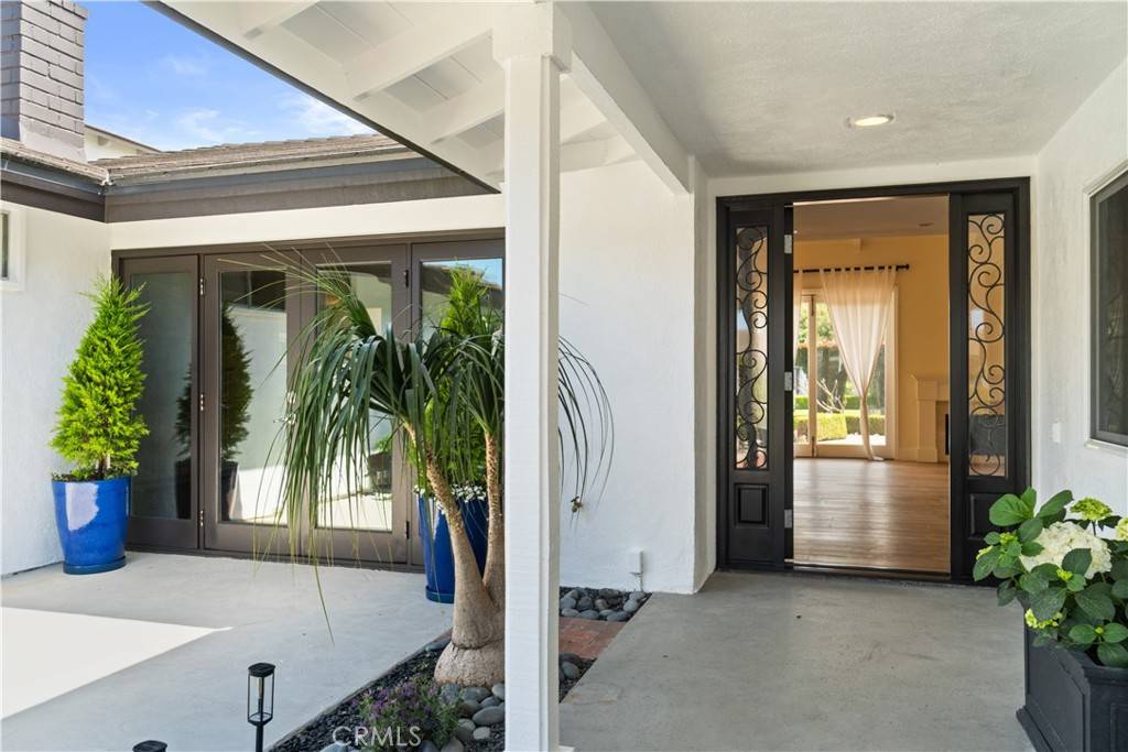 Corona Del Mar, CA 92625,1520 Sandcastle DR