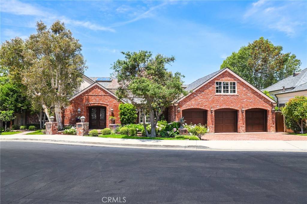 Newport Beach, CA 92660,20 Cherry Hills LN