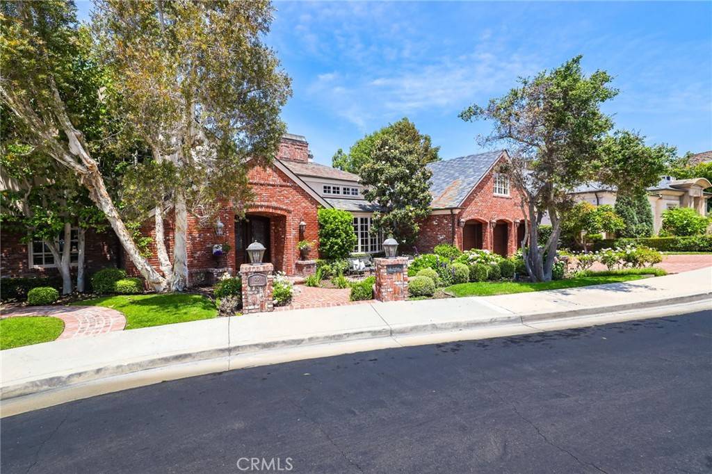 Newport Beach, CA 92660,20 Cherry Hills LN
