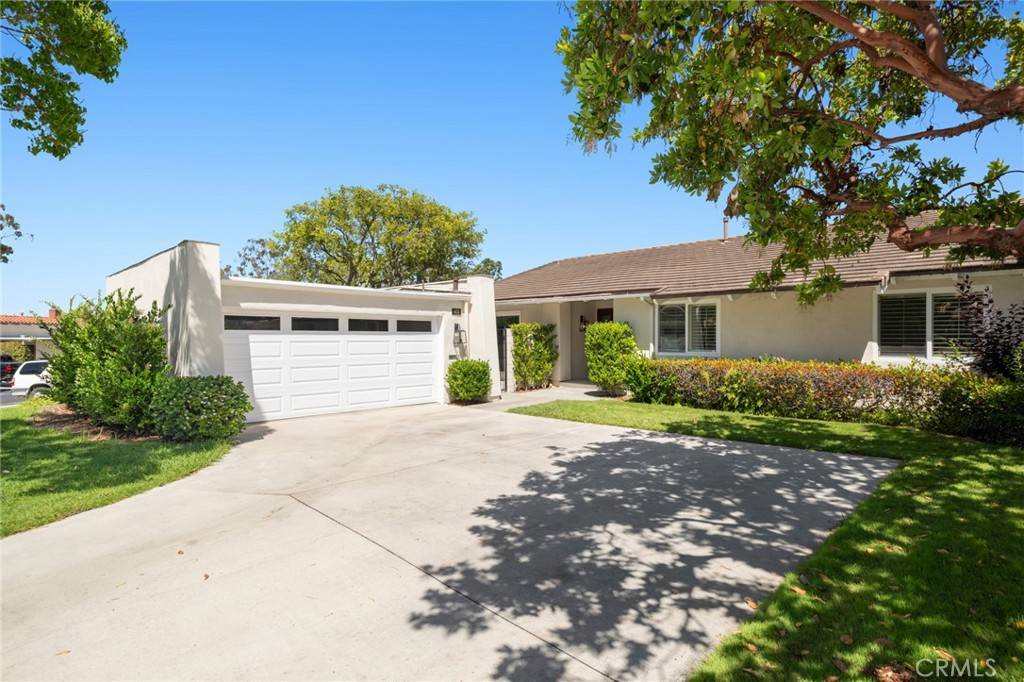 Newport Beach, CA 92660,403 Vista Parada