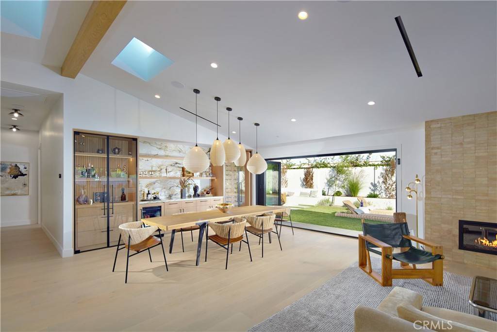 Newport Beach, CA 92660,1500 Lincoln LN