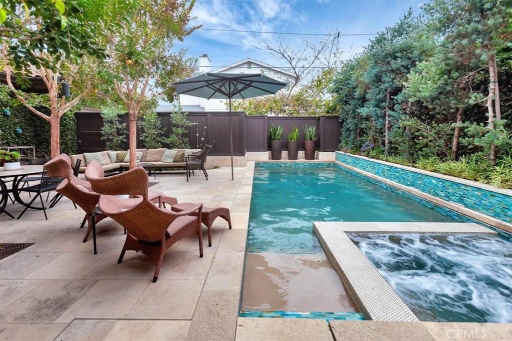 Newport Beach, CA 92663,2501 Margaret DR
