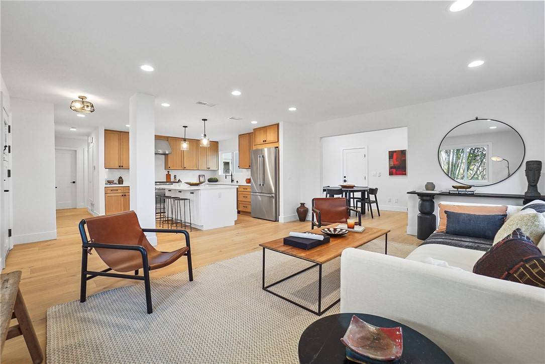 Costa Mesa, CA 92626,3119 Gibraltar AVE