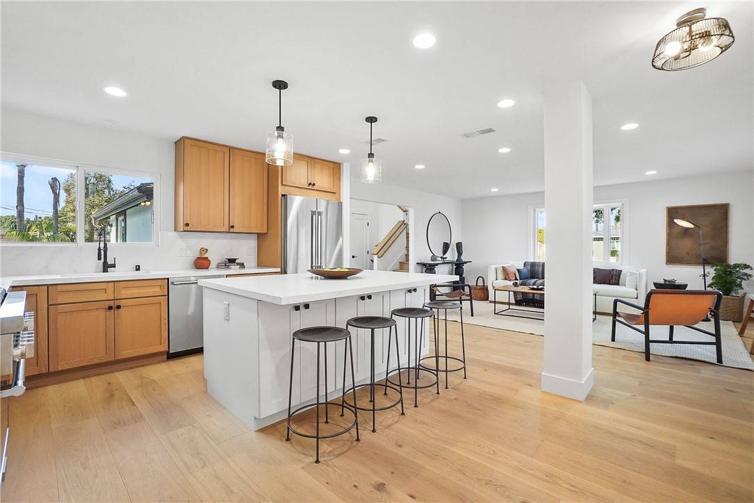 Costa Mesa, CA 92626,3119 Gibraltar AVE